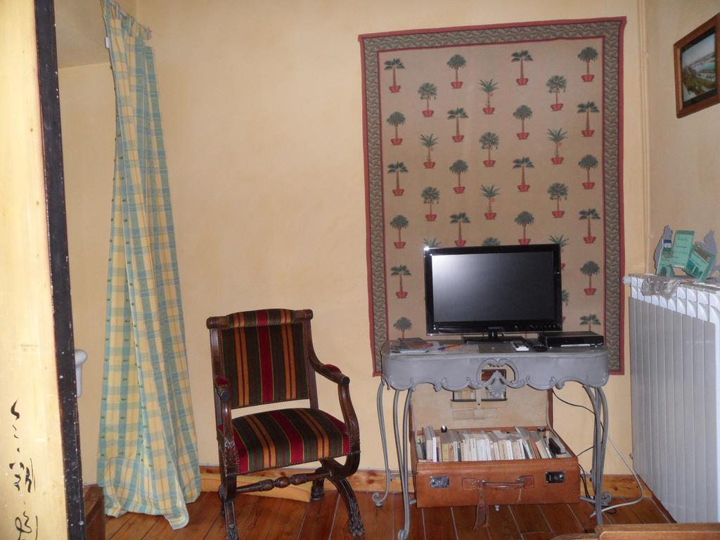 Chambres D'Hotes Casa Sylvana Saint-Dalmas-de-Tende Quarto foto